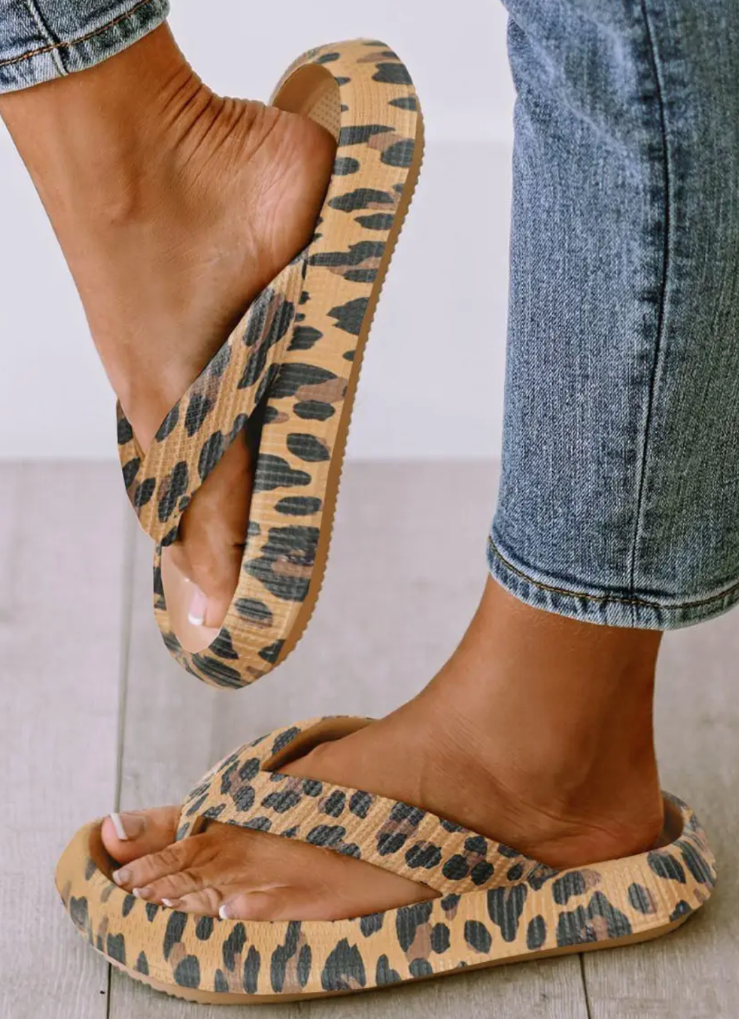 LEOPARD FLIP FLOPS