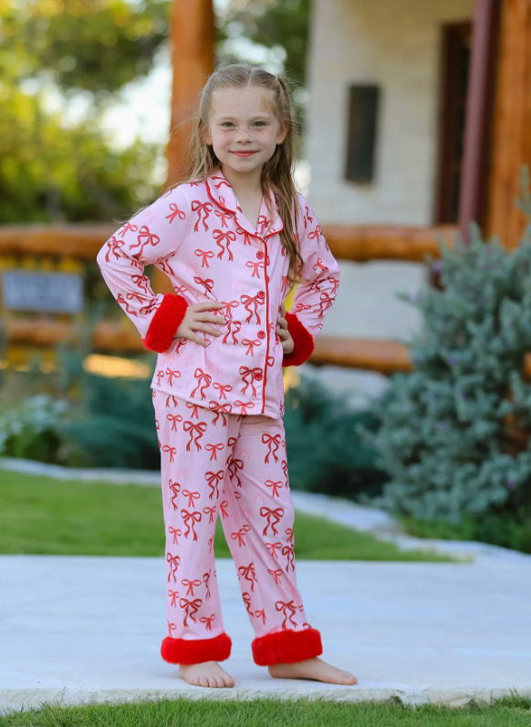 CHRISTMAS GIRLS PAJAMA SET WITH FURRY TRIM
