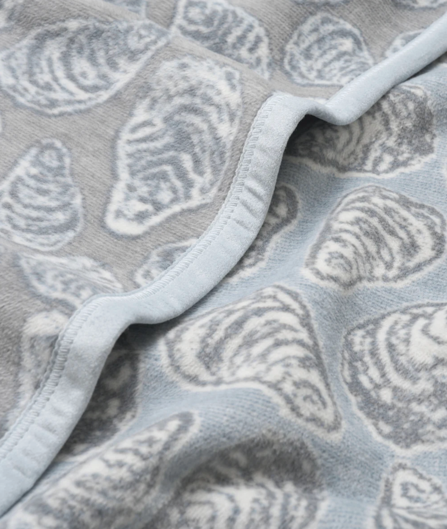 CHAPPY WRAP HALF SHELL BLANKET