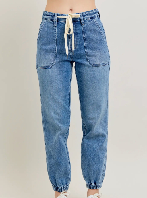 JUDY BLUE MEDIUM WASH DENIM JOGGER