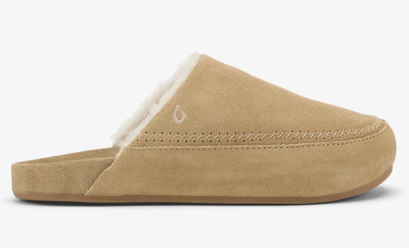 OLUKAI WOMENS KIPE'A MALIE BEACH/TAN