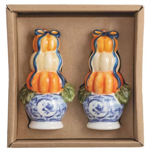 PUMPKIN TOPIARY SALT AND PEPPER SHAKER SET