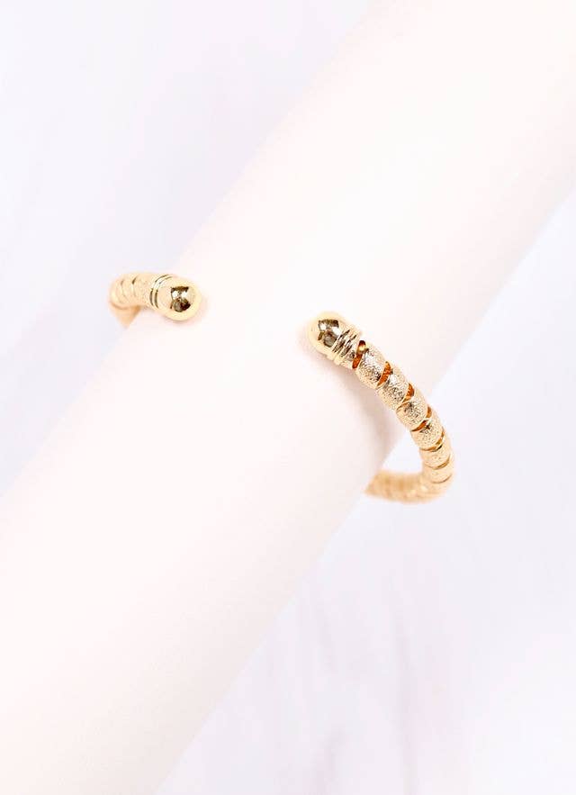 Sofia Twisted Cuff Bracelet GOLD