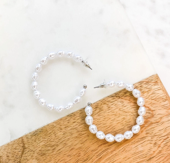 PEARL HOOP EARRINGS SILVER