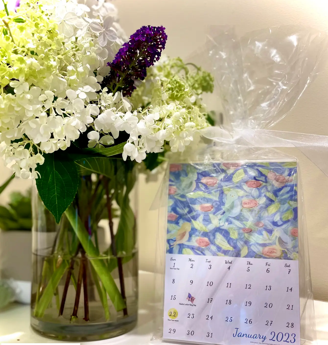 2023 LULA BELL DESK CALENDAR