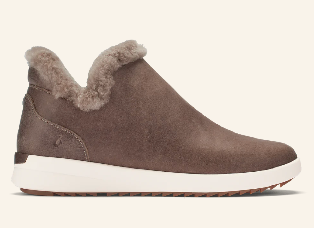 OLUKAI WOMENS MALUA HULU WARM TAUPE/OFF WHITE