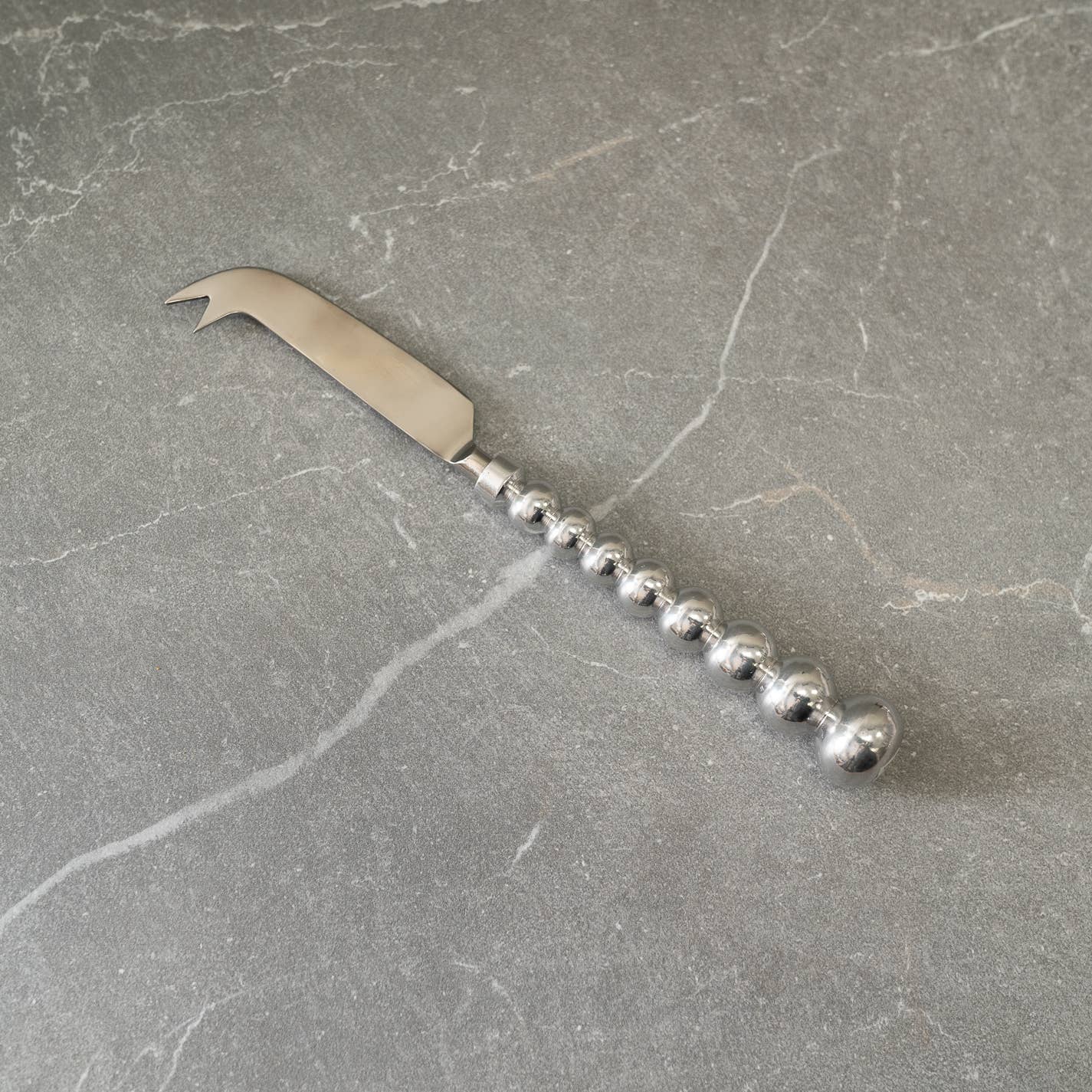 BEADED HANDLE ALUMINUM SPREADER