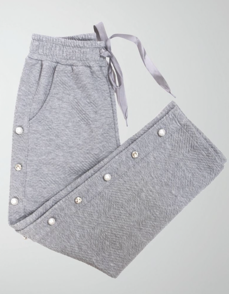 SIMPLY SOUTHERN QUILTED HEATHER GREY CAPRI