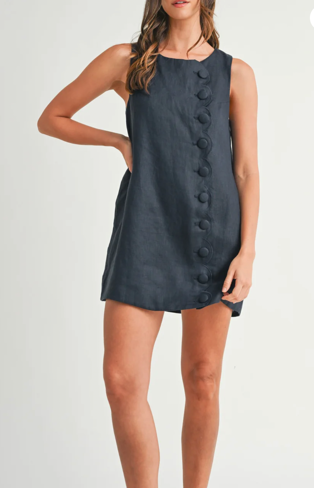 LINEN SCALLOP BUTTON DETAIL MINI DRESS IN NAVY