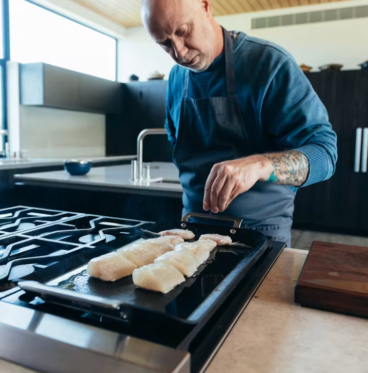 YETI CARBON STEEL DOUBLE BURNER GRIDDLE