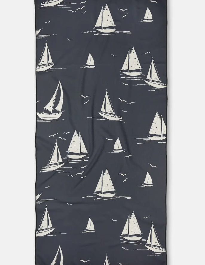 GEOMETRY BEACH TOWEL