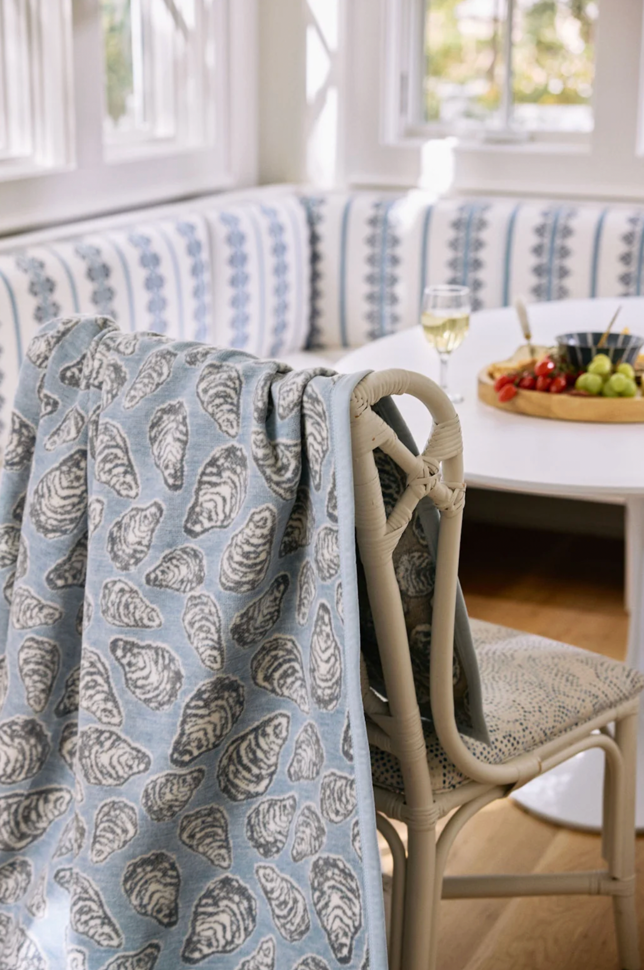 CHAPPY WRAP HALF SHELL BLANKET