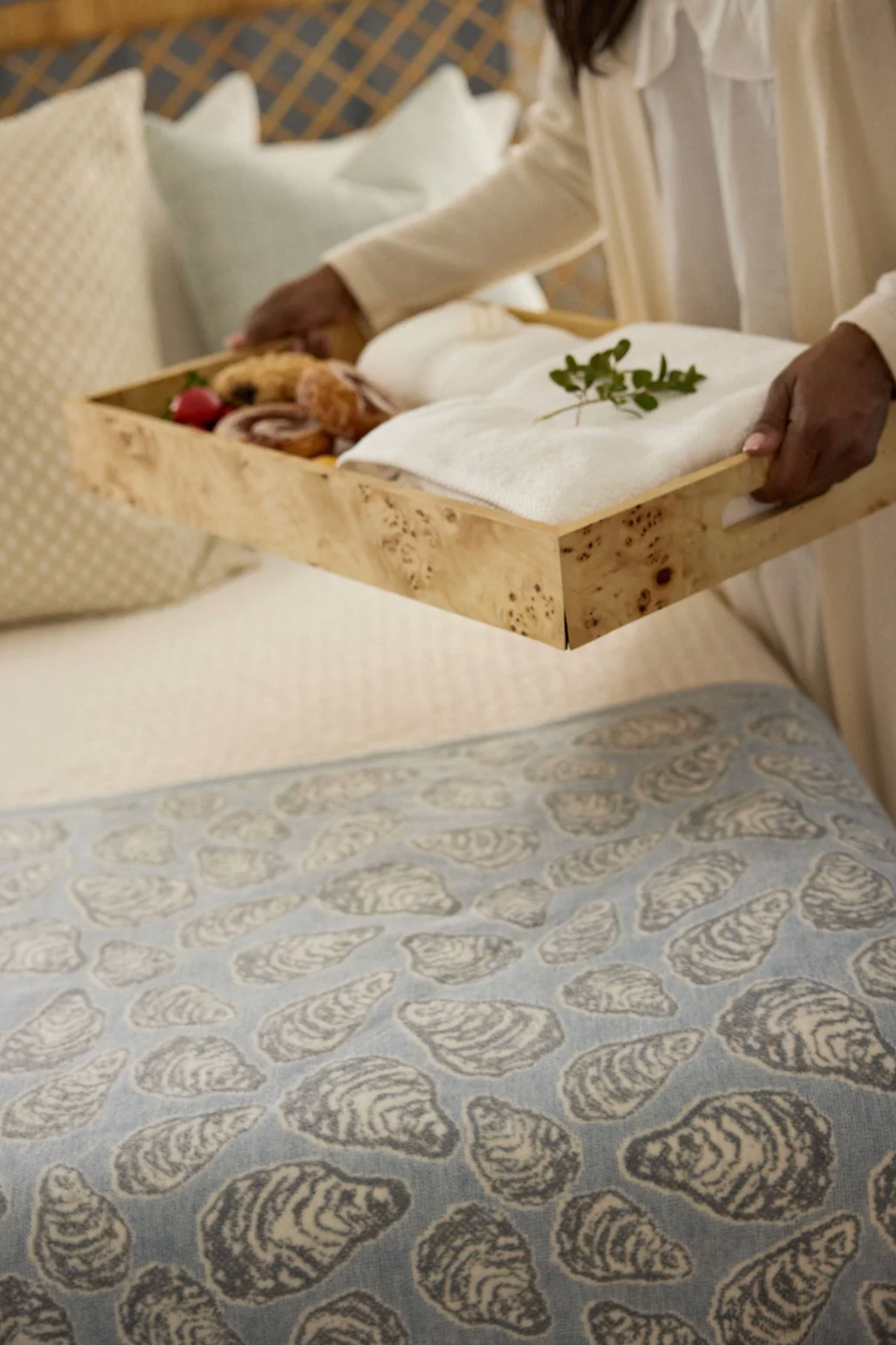 CHAPPY WRAP HALF SHELL BLANKET