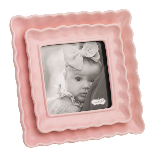 SQUARE LAYERED FRAME