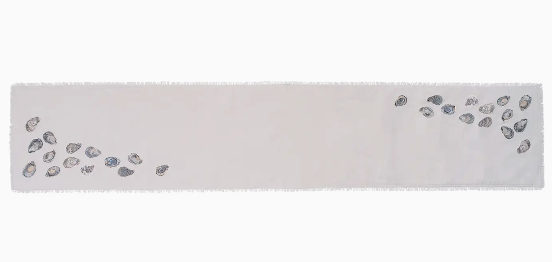 OYSTER PATTERN TABLE RUNNER