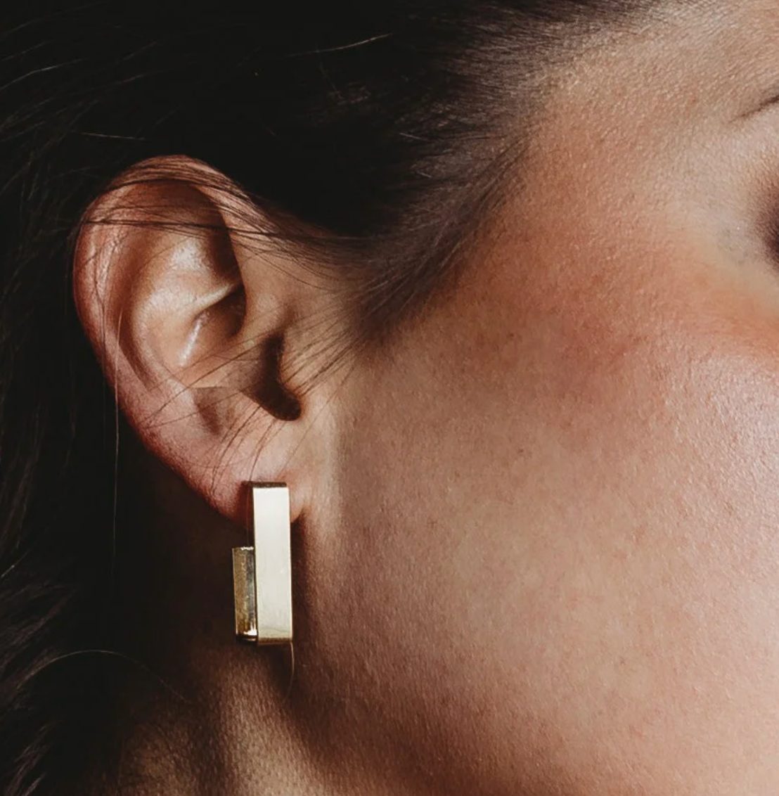 EMMIE BRUSHED GOLD RECTANGLE ON POST 1" EARRING