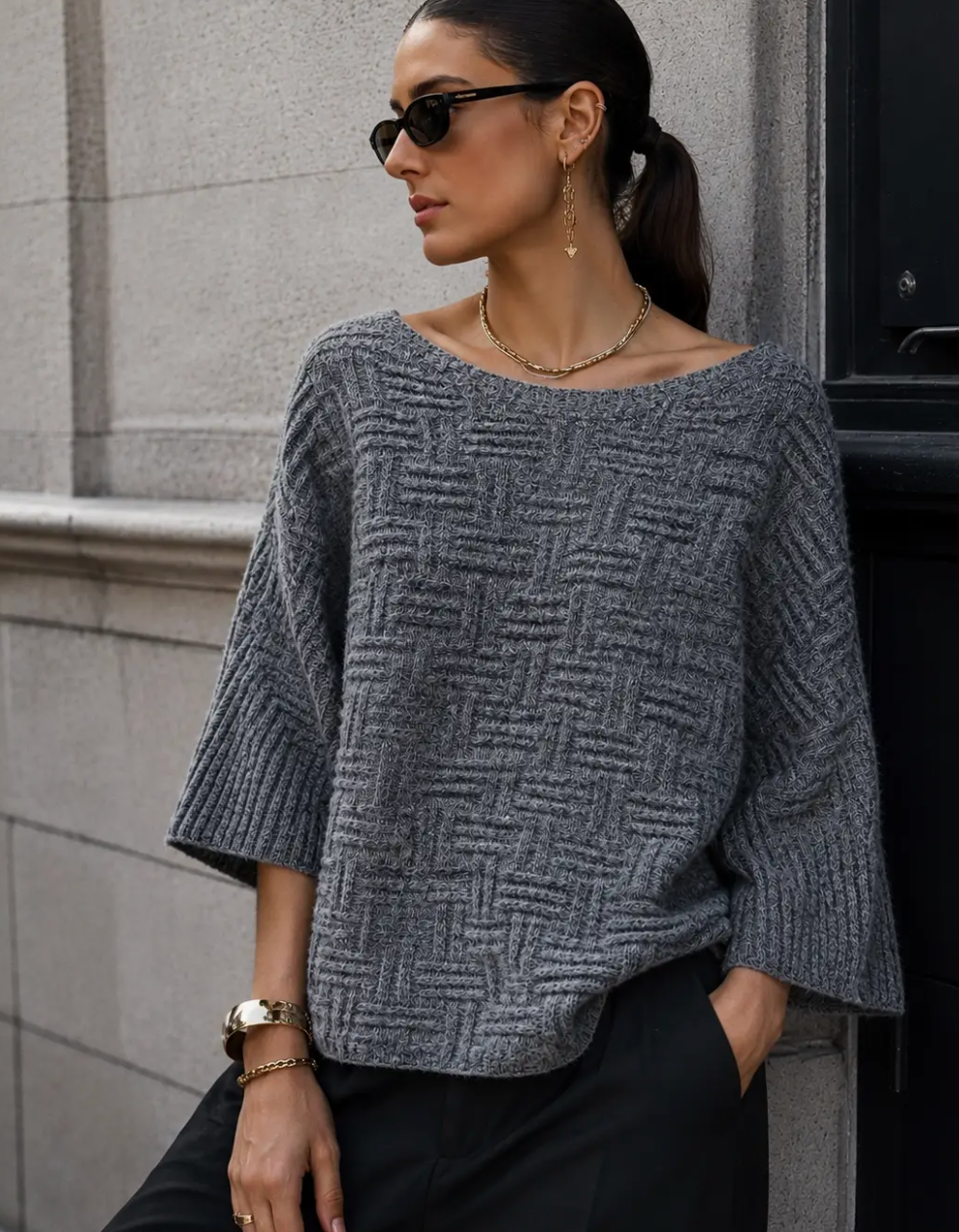 RELAXED TEXTURED PULLOVER