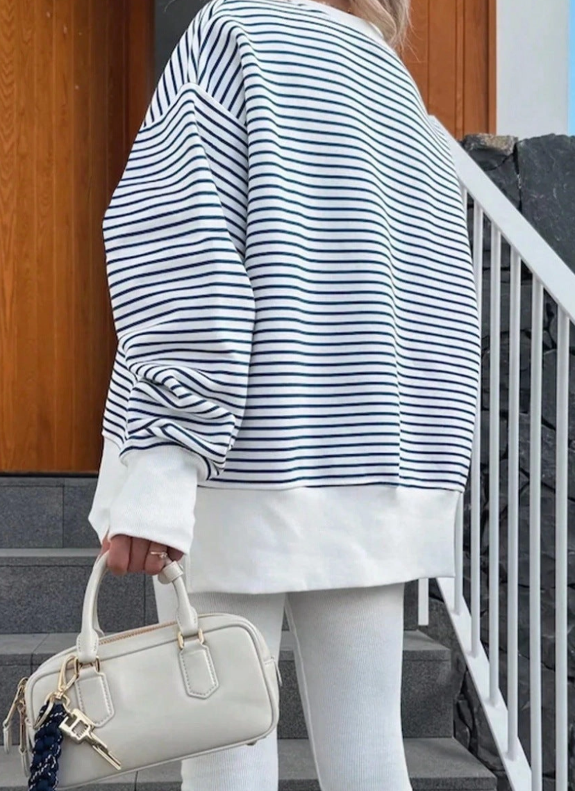 OVERSIZED STRIPED CREWNECK SWEATSHIRT THUMB HOLE SIDE SLIT