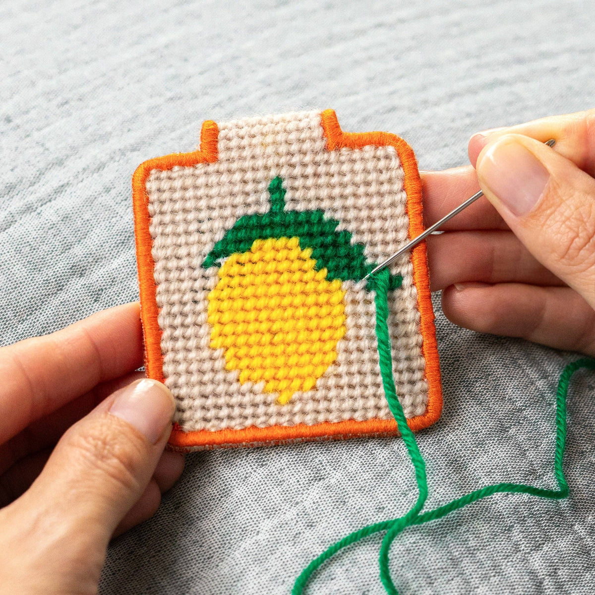 NEEDLEPOINT KEYCHAIN KIT - LEMON