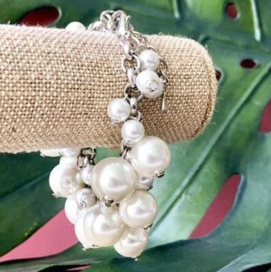 PEARL BAUBLE BRACELETS