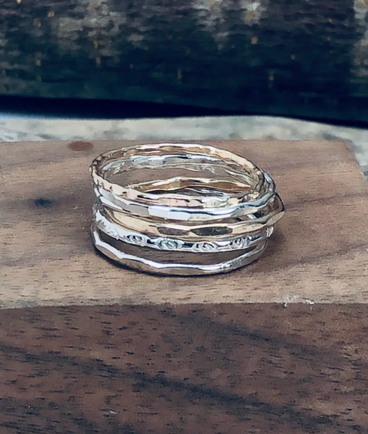 TEXTURED STACKING RING